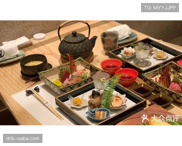 袁悦训练完直接拎着爱马仕去吃人均三千的日料？